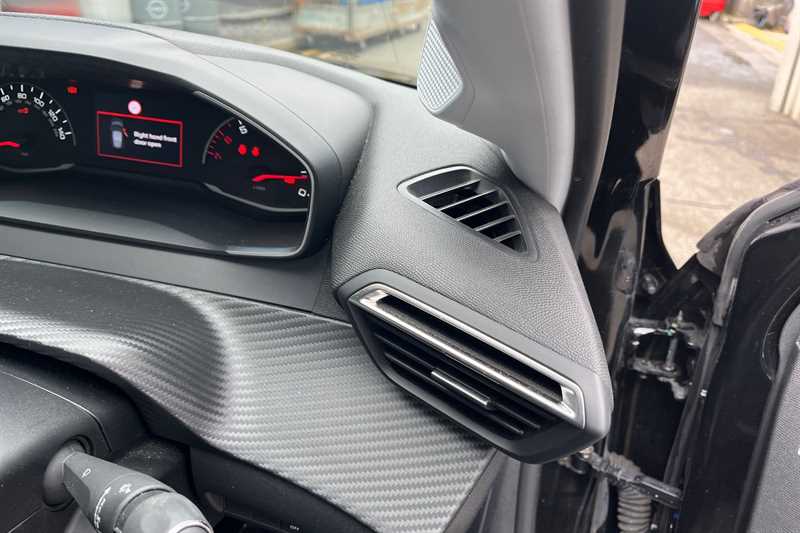 Used Peugeot 208 2021 for sale - 78187140: Photo 24