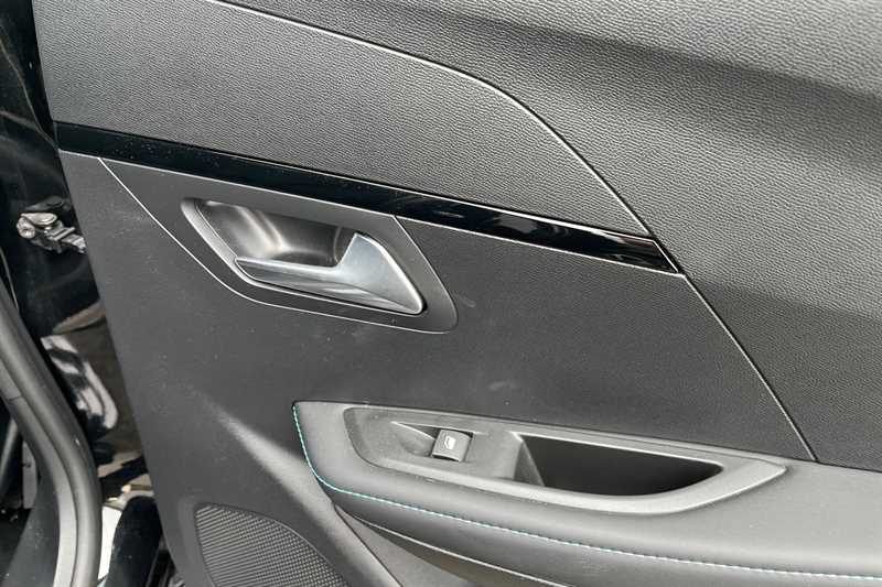 Used Peugeot 208 2021 for sale - 78187140: Photo 32