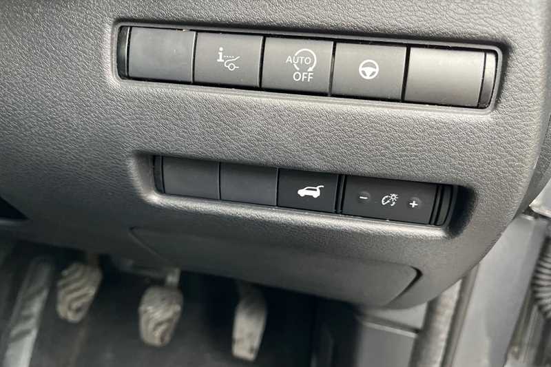 Used Nissan Qashqai for sale - 76731798: Photo 25