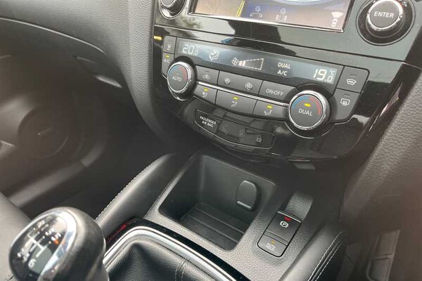 Used Nissan Qashqai 2018 for sale - 76155199: Photo 13