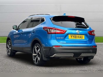 Used Nissan Qashqai 2018 for sale - 76155199: Photo 2