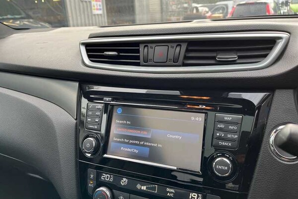 Used Nissan Qashqai 2018 for sale - 76155199: Photo 33