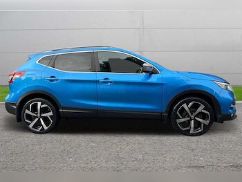 Used Nissan Qashqai 2018 for sale - 76155199: Photo 3