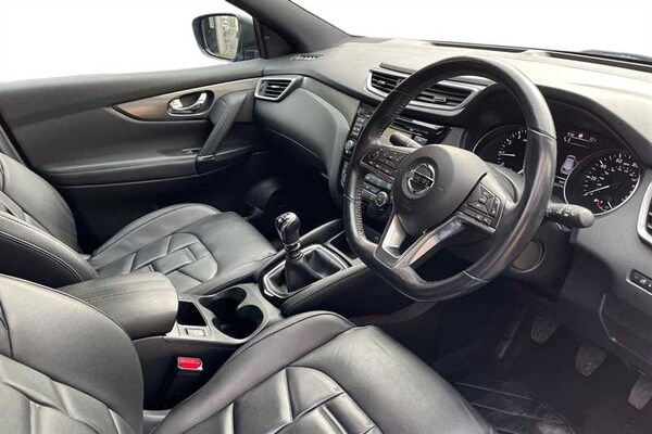 Used Nissan Qashqai 2018 for sale - 76155199: Photo 8