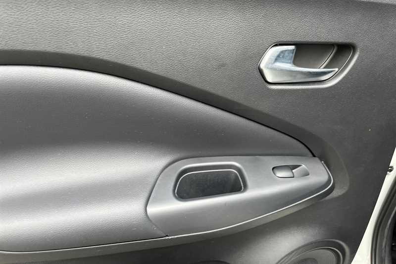 Used Nissan Juke 2023 for sale - 77600655: Photo 37