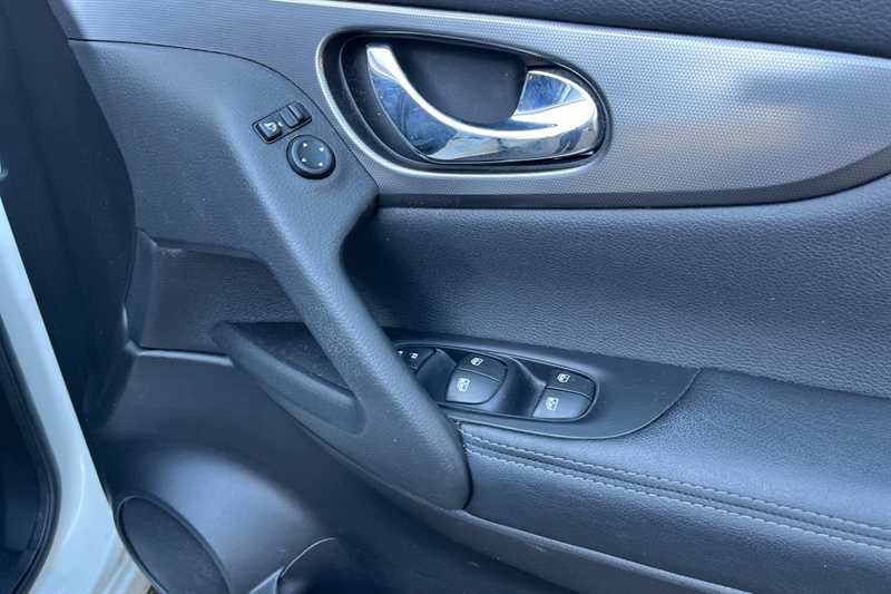 Used Nissan Qashqai 2019 for sale - 77960282: Photo 24