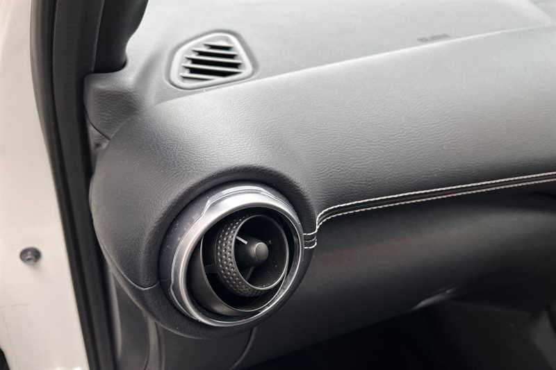 Used Nissan Juke 2023 for sale - 77428423: Photo 38