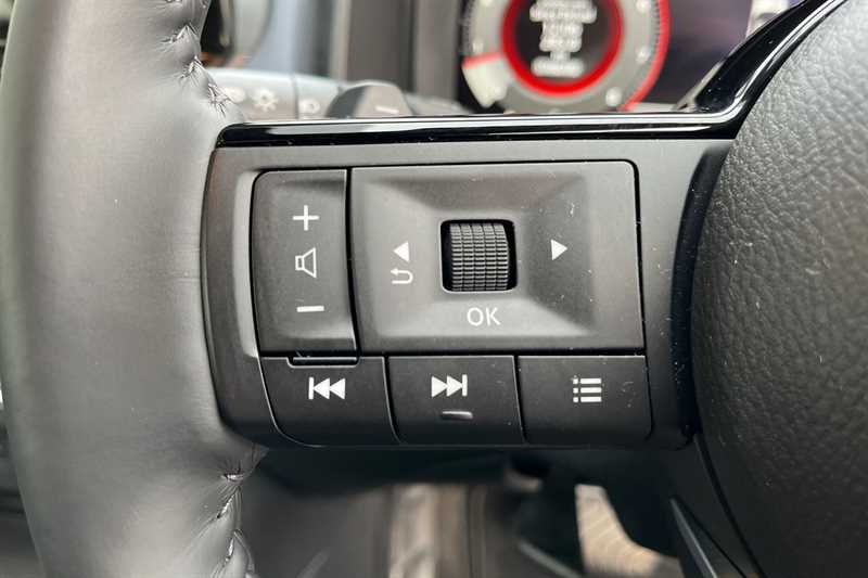 Used Nissan Qashqai for sale - 76999871: Photo 17