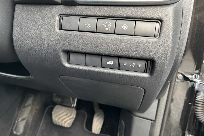 Used Nissan Qashqai for sale - 76999871: Photo 24