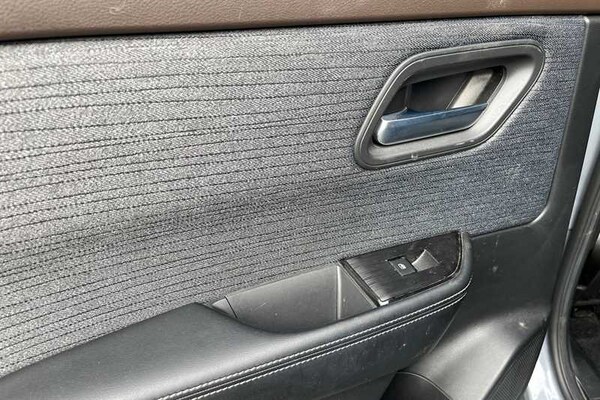 Used Nissan X-Trail 2024 for sale - 76140618: Photo 37