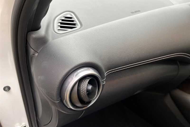 Used Nissan Juke 2022 for sale - 76523679: Photo 39