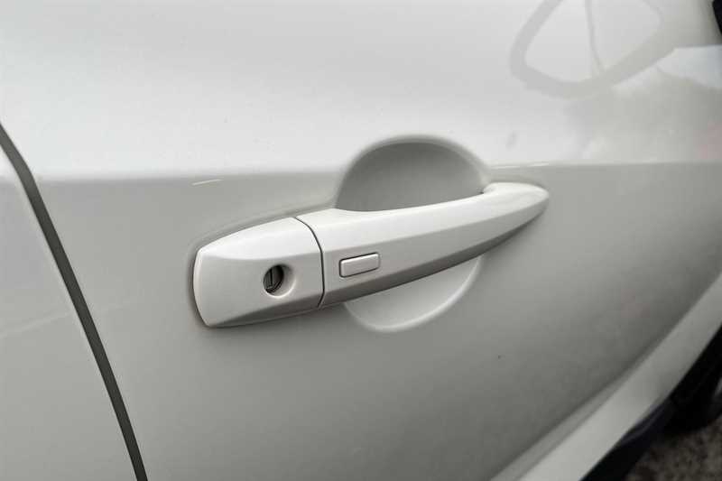 Used Nissan Juke 2022 for sale - 76523679: Photo 43