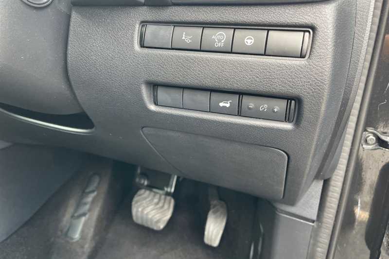 Vehicle 33