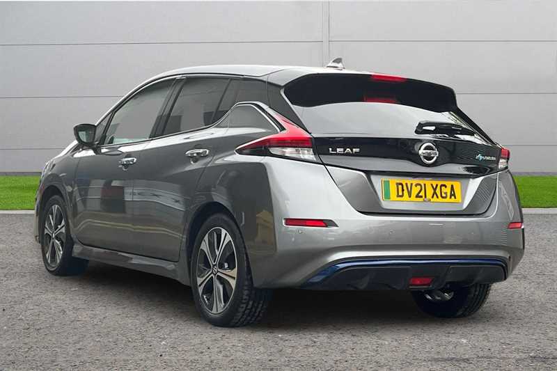 Used Nissan Leaf 2021 for sale - 78187149: Photo 2