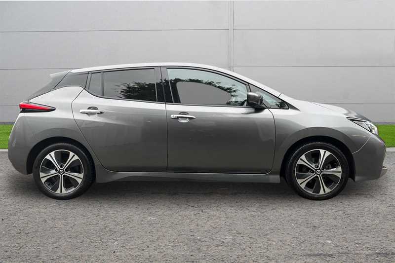 Used Nissan Leaf 2021 for sale - 78187149: Photo 3