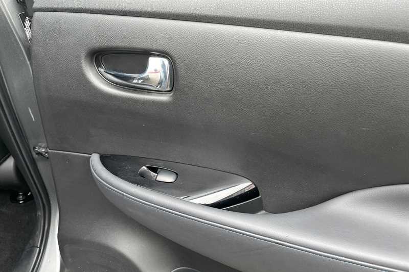 Used Nissan Leaf 2021 for sale - 78187149: Photo 37