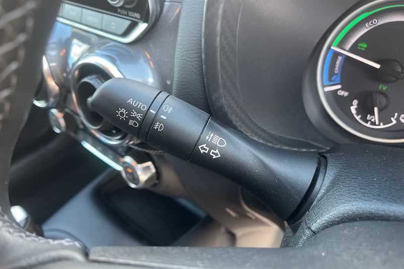 Vehicle 33