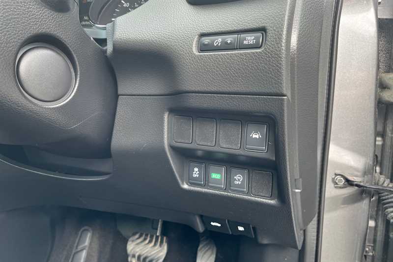 Vehicle 33