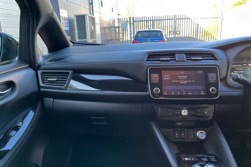 Used Nissan Leaf 2022 for sale - 77960330: Photo 17