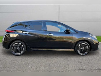 Used Nissan Leaf 2022 for sale - 77960330: Photo