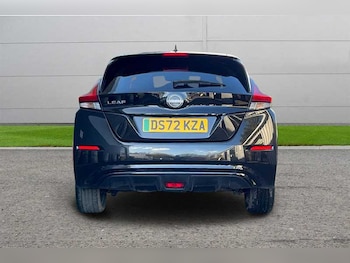 Used Nissan Leaf 2022 for sale - 77960330: Photo