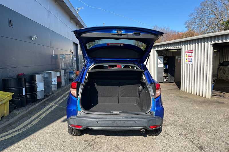 Used Honda HR-V 2018 for sale - 77755805: Photo 21