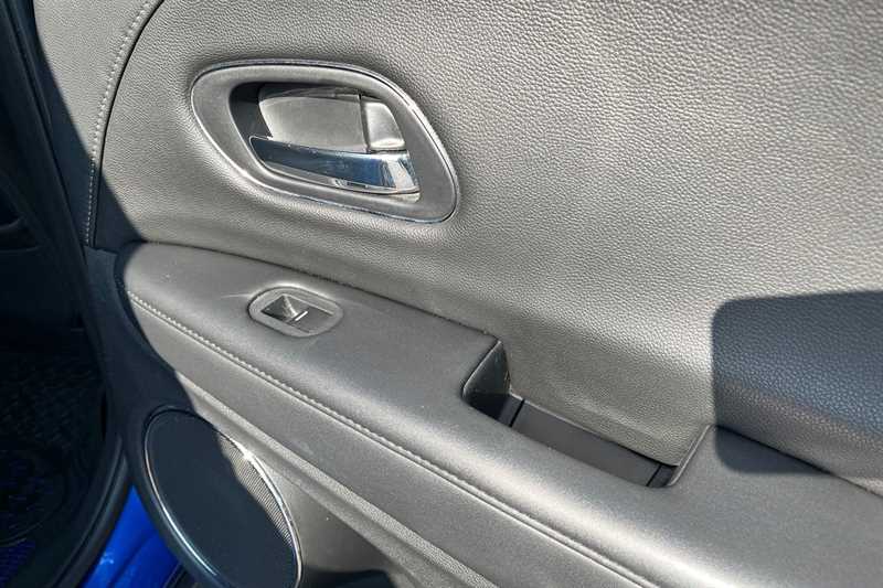 Used Honda HR-V 2018 for sale - 77755805: Photo 33