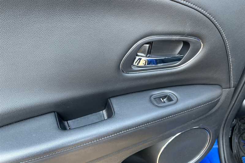 Used Honda HR-V 2018 for sale - 77755805: Photo 34