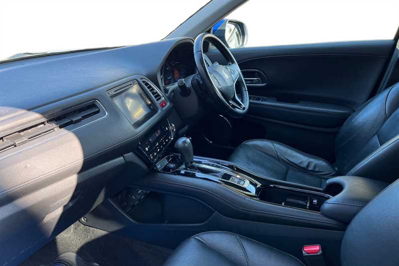 Used Honda HR-V 2018 for sale - 77755805: Photo 7