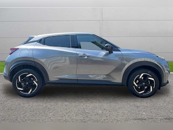 Used Nissan Juke 2023 for sale - 78730005: Photo