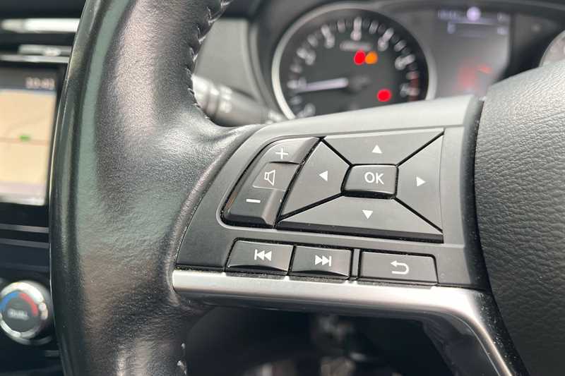 Used Nissan Qashqai 2018 for sale - 77755857: Photo 17