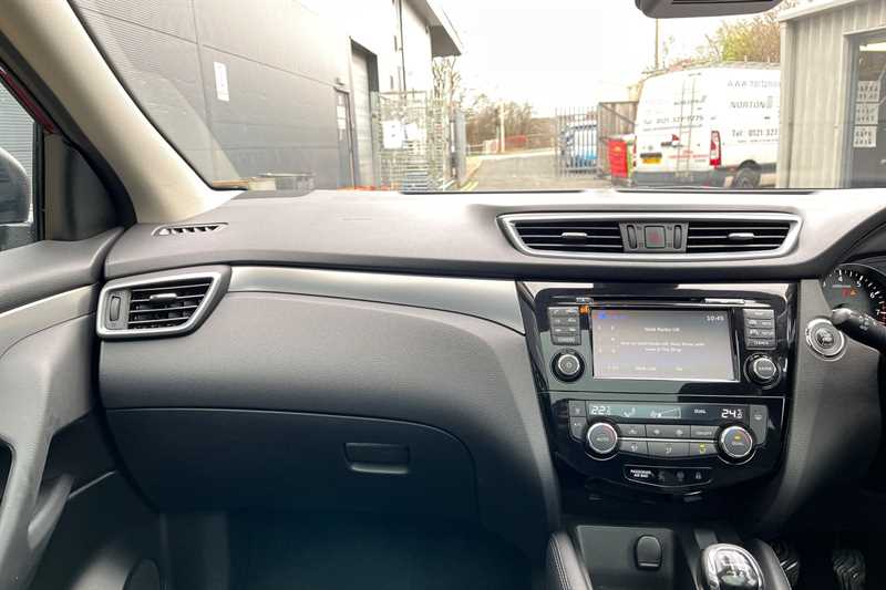 Used Nissan Qashqai 2018 for sale - 77755857: Photo 18