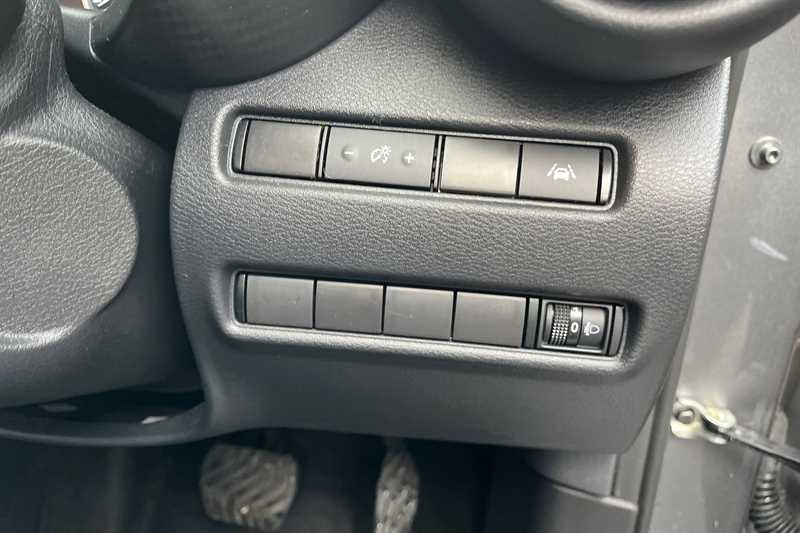 Used Nissan Juke 2022 for sale - 76928235: Photo 23