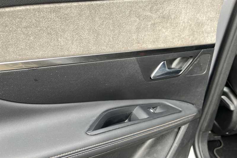 Used Peugeot 5008 2022 for sale - 77755858: Photo 34