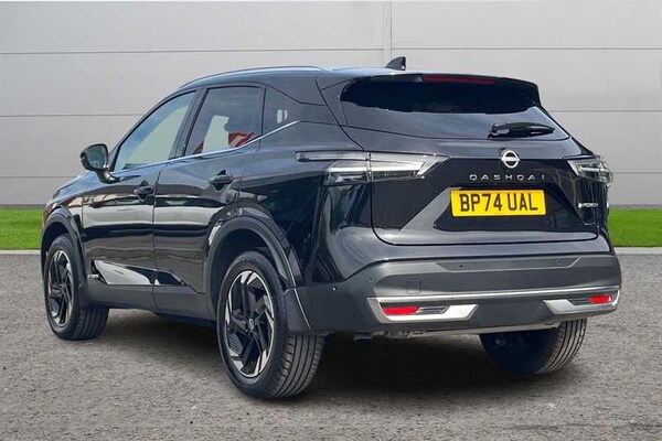 Used Nissan Qashqai 2024 for sale - 75328633: Photo 2