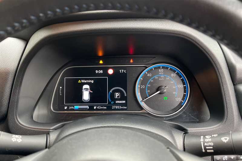 Used Nissan Leaf 2022 for sale - 76062420: Photo 14