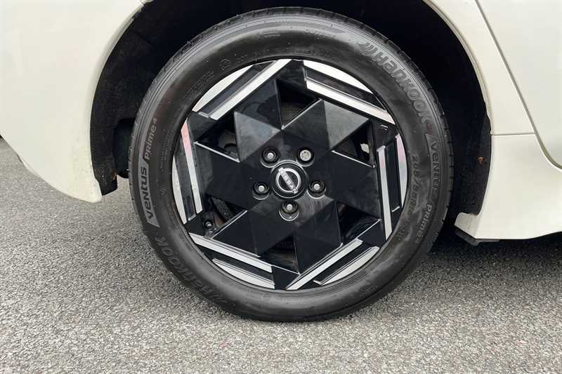 Used Nissan Leaf 2022 for sale - 76062420: Photo 6