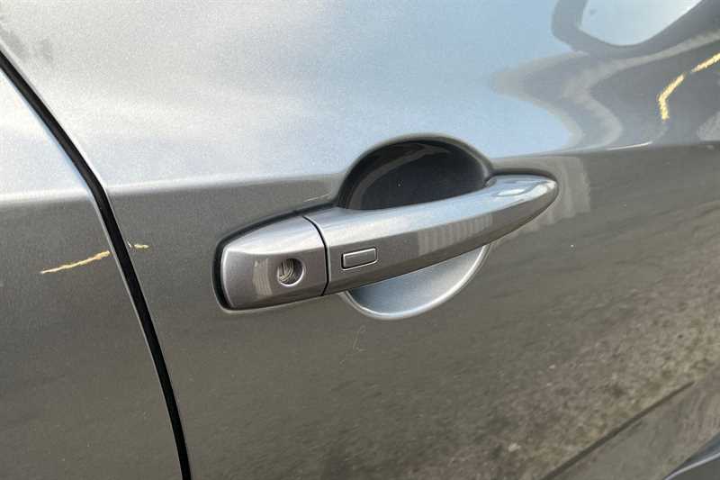 Used Nissan Juke 2023 for sale - 77983525: Photo 43