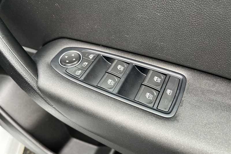Used Renault Captur 2020 for sale - 76140714: Photo 22