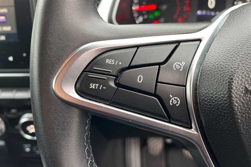 Used Renault Captur 2020 for sale - 76140714: Photo 29