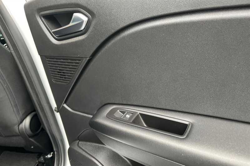 Used Renault Captur 2020 for sale - 76140714: Photo 35