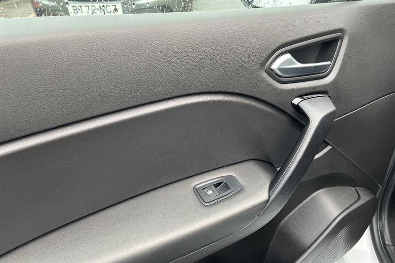 Used Renault Captur 2020 for sale - 76140714: Photo 38