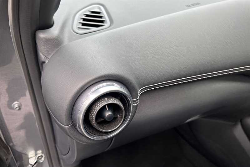 Used Nissan Juke 2022 for sale - 76204393: Photo 38