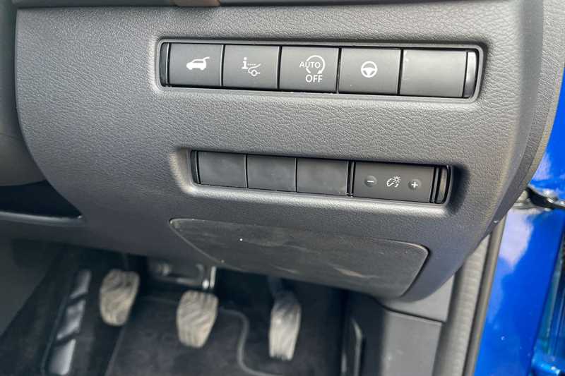 Used Nissan Qashqai for sale - 78216002: Photo 25