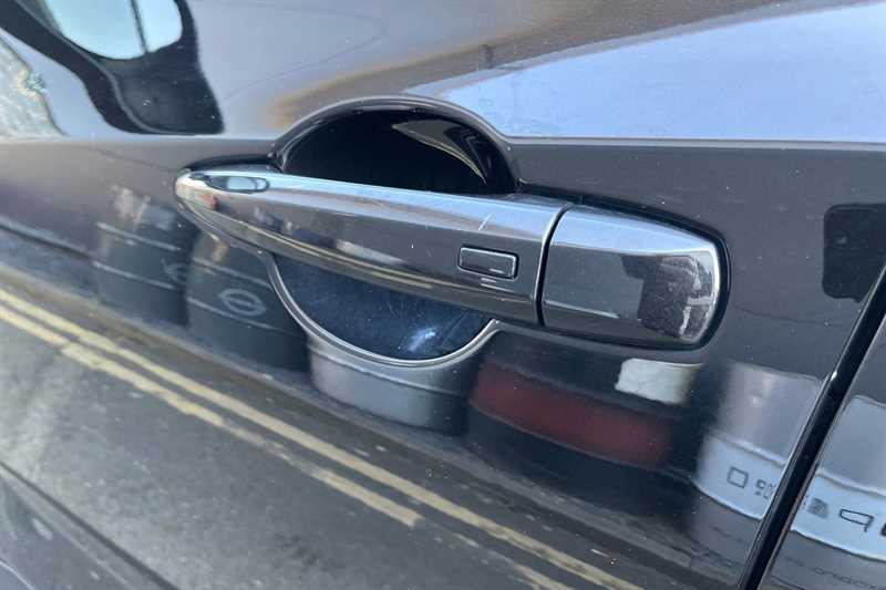 Used Nissan Juke 2023 for sale - 77960301: Photo 50