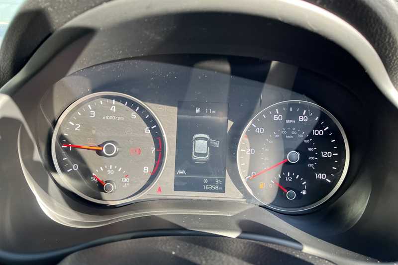 Used Kia Stonic 2023 for sale - 78059786: Photo 14