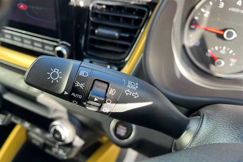 Used Kia Stonic 2023 for sale - 78059786: Photo 27