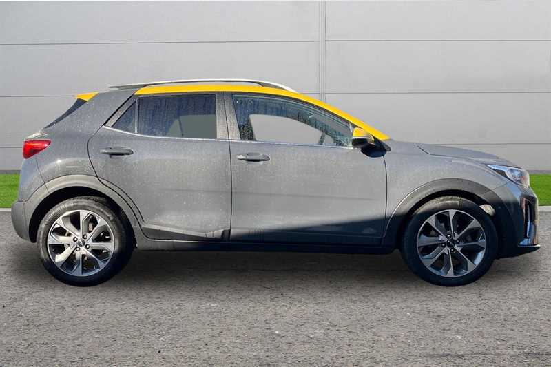 Used Kia Stonic 2023 for sale - 78059786: Photo 3