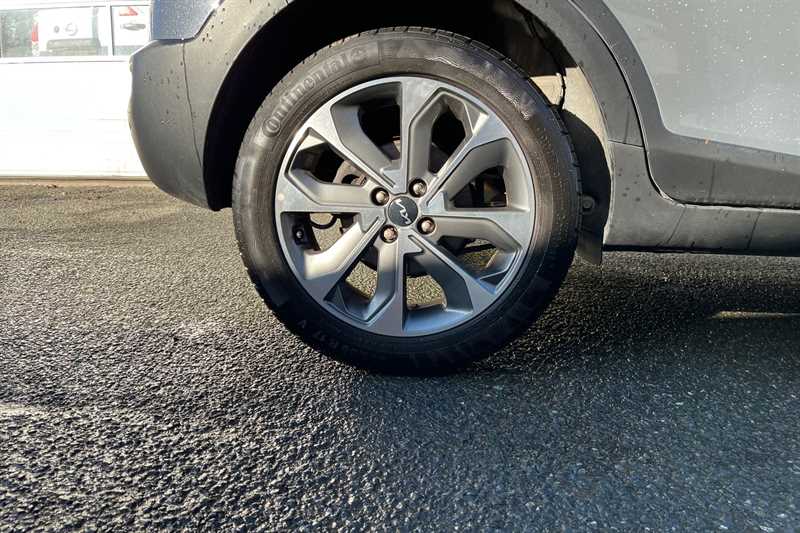 Used Kia Stonic 2023 for sale - 78059786: Photo 6