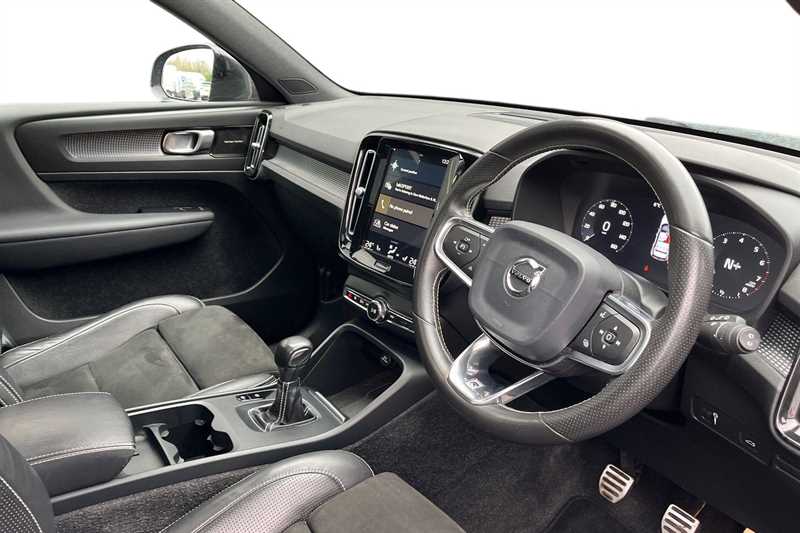 Used Volvo XC40 for sale - 77826957: Photo 8